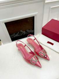 Picture of Valentino Shoes _SKUValentinosz35-404720201.5CM2CA1001